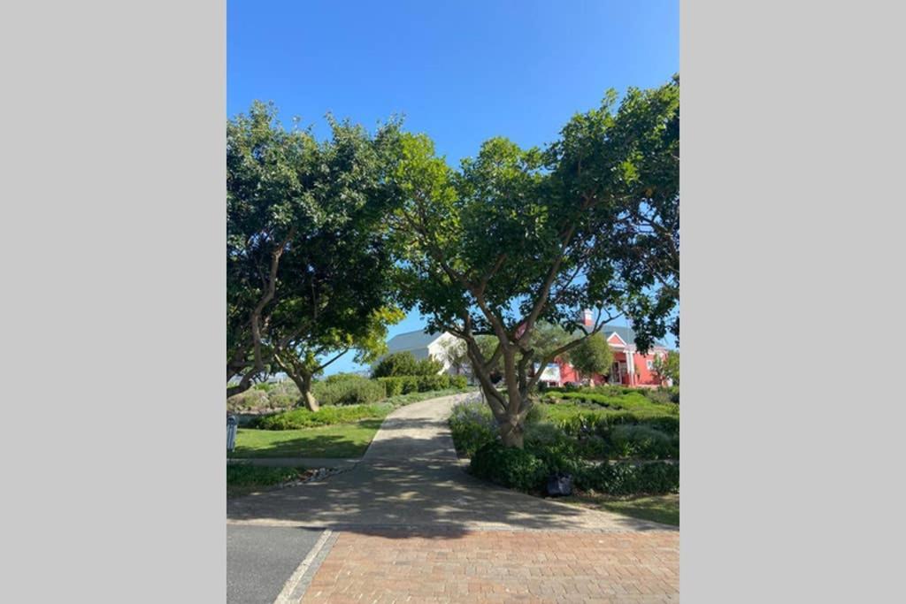 Summit Song - Thesen Island Villa Knysna Exterior photo