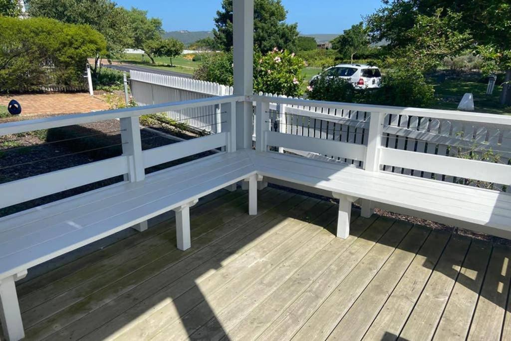 Summit Song - Thesen Island Villa Knysna Exterior photo