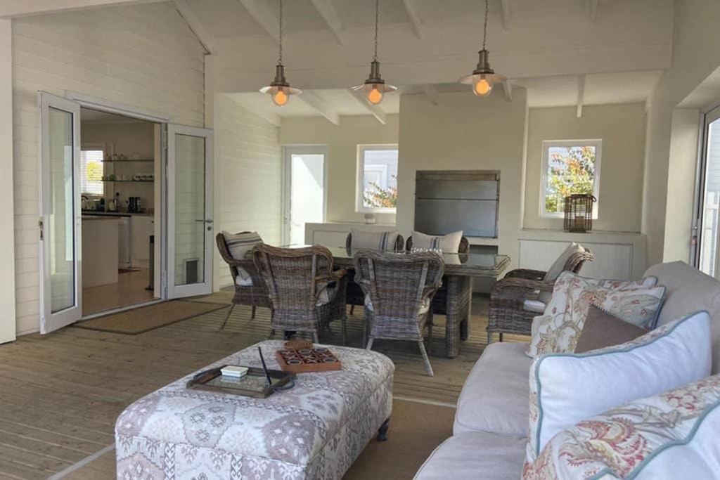 Summit Song - Thesen Island Villa Knysna Exterior photo